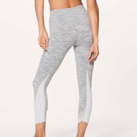 lululemon athletica Pants - NWT LULULEMON WUNDER UNDER CROP II ROLL DOWN 10